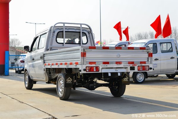 新豹T3 PLUS载货车限时促销中 优惠0.05万