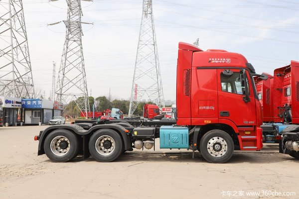 欧曼GTL牵引车北京市火热促销中 让利高达0.6万