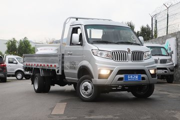 金杯 T5 2024款 标准型 1.6L 123马力 汽油 3.4米单排栏板微卡(JKC1024D6L5)