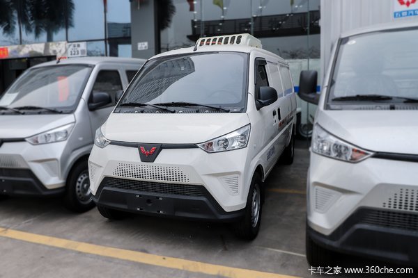 五菱新能源冷藏车，开学送餐好帮手，带快慢充，6块钢板，神车加持