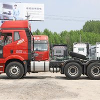 一汽解放 J6P重卡 经典版 460马力 6X4 牵引车(带液缓)(CA4250P66K25T1E6)