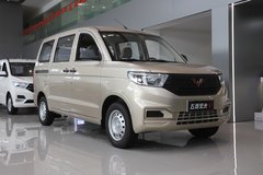 五菱 宏光V 2022款 劲取版 99马力 1.5L 汽油 5座面包车(国六)
