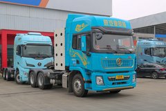 陕汽康明斯 龙骁 500马力 6X4 CNG牵引车(SX4259XD4TQ1)