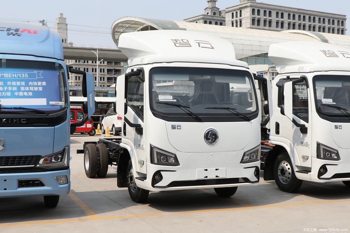 陕汽商用车 智云S300 4.5T 4.2米单排纯电动仓栅式轻卡(气刹)