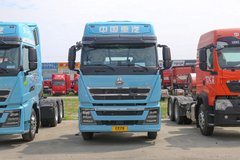 中国重汽 HOWO TH7重卡 590马力 6X4 LNG自动档牵引车(重汽16档)(液缓)(ZZ4257V384HF1LB)