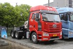 一汽解放 J6P 经典版 530马力 6X4 LNG自动档牵引车(CA4250P66M25T1E6)