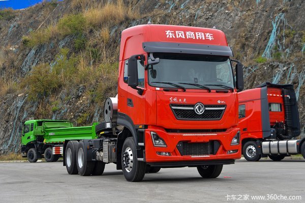 东风商用车 天龙KL重卡 480马力 6X4 LNG牵引车(液缓)(DFH4250D14)