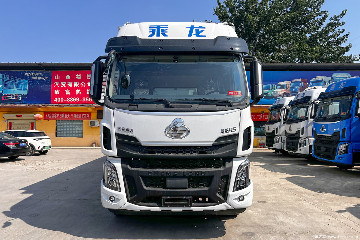 东风柳汽 乘龙H5 290马力 4X2 6.8米AMT自动档冷藏车(万里扬10档)