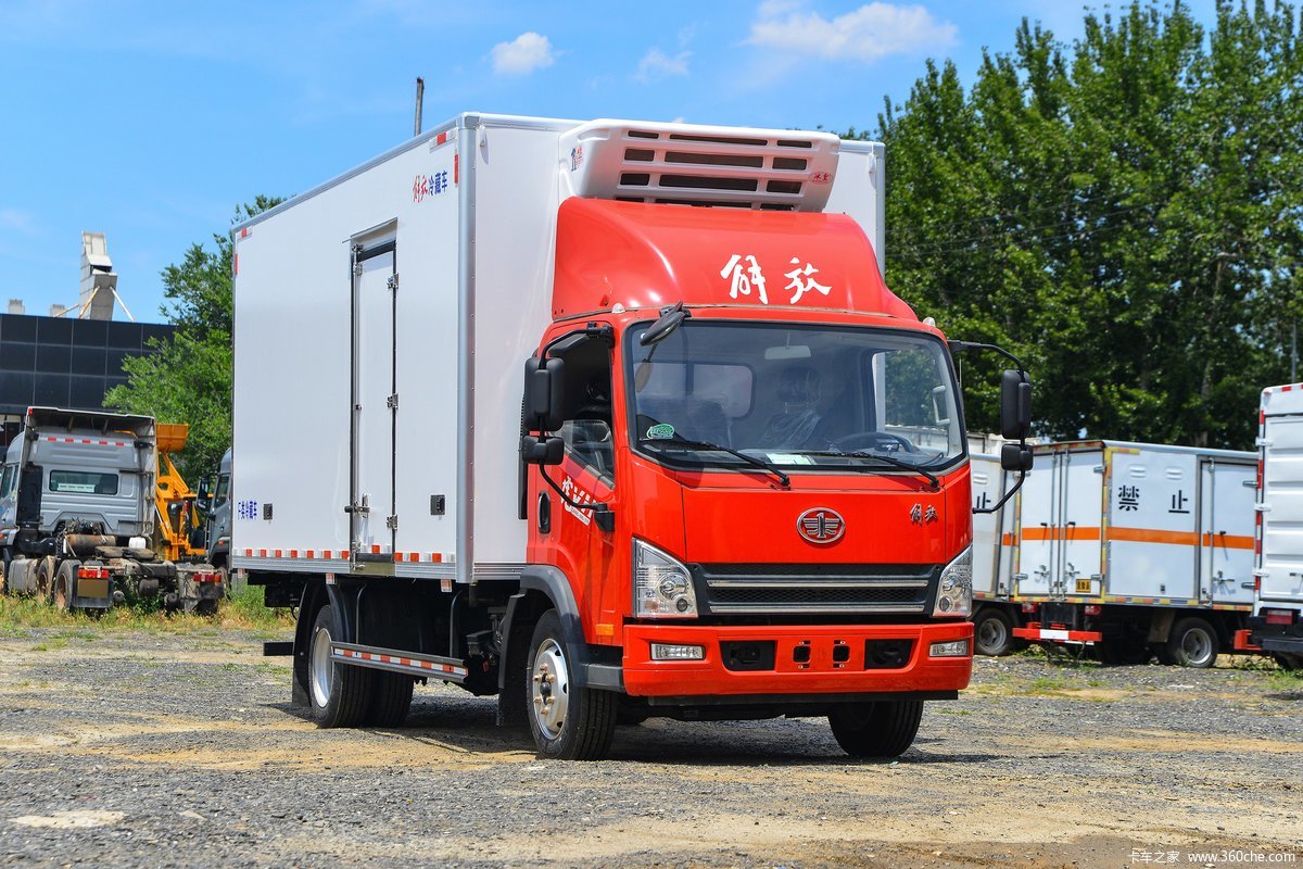 解放 虎VH 160马力 4X2 5.13米单排冷藏车