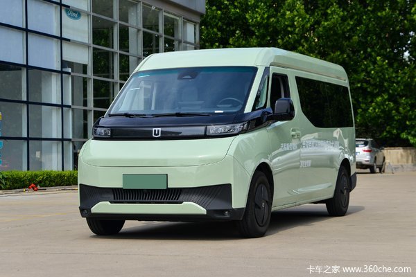 远程 超级VAN 2024款 智富版 4.99米纯电动短轴中顶轻客83kWh