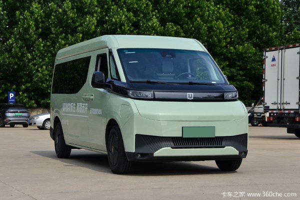 远程 超级VAN 智富版 3.5T 5.49米纯电动中轴中顶轻客66kWh