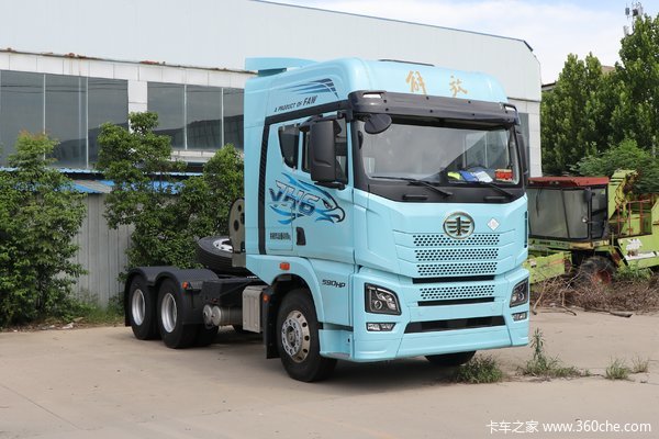 青岛解放 JH6重卡 智行版 530马力 6X4 LNG档牵引车(液缓)(CA4258P25K15T1NE6A81)