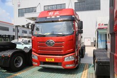 解放J6P 经典版 13.2L CNG 530马力 6X4 一汽解放12档 高顶 牵引车