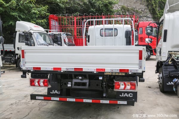 购运多多傲运载货车 享高达0.1万优惠