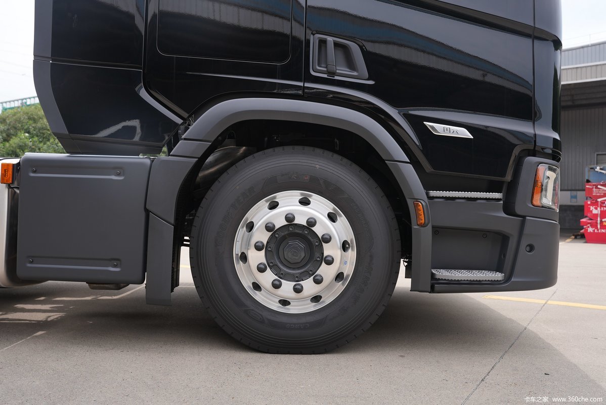 【图】斯堪尼亚 新R系列 500马力 6X2R牵引车(型号R 500 6x2)_实拍图片_1975259_卡车之家