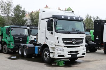 轻量版 460马力 6X4 LNG危险品牵引车(ND4250BG6J7Z02)