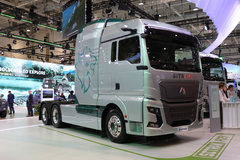 重汽汕德卡 SITRAK C9H重卡 6X4 燃料电池牵引车100.9kWh