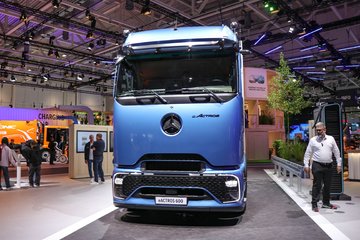  eActros 600 6X2 綯سͼƬ