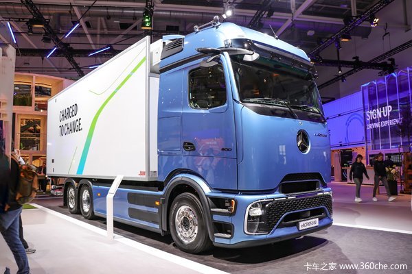 奔驰eActros 电动冷藏车