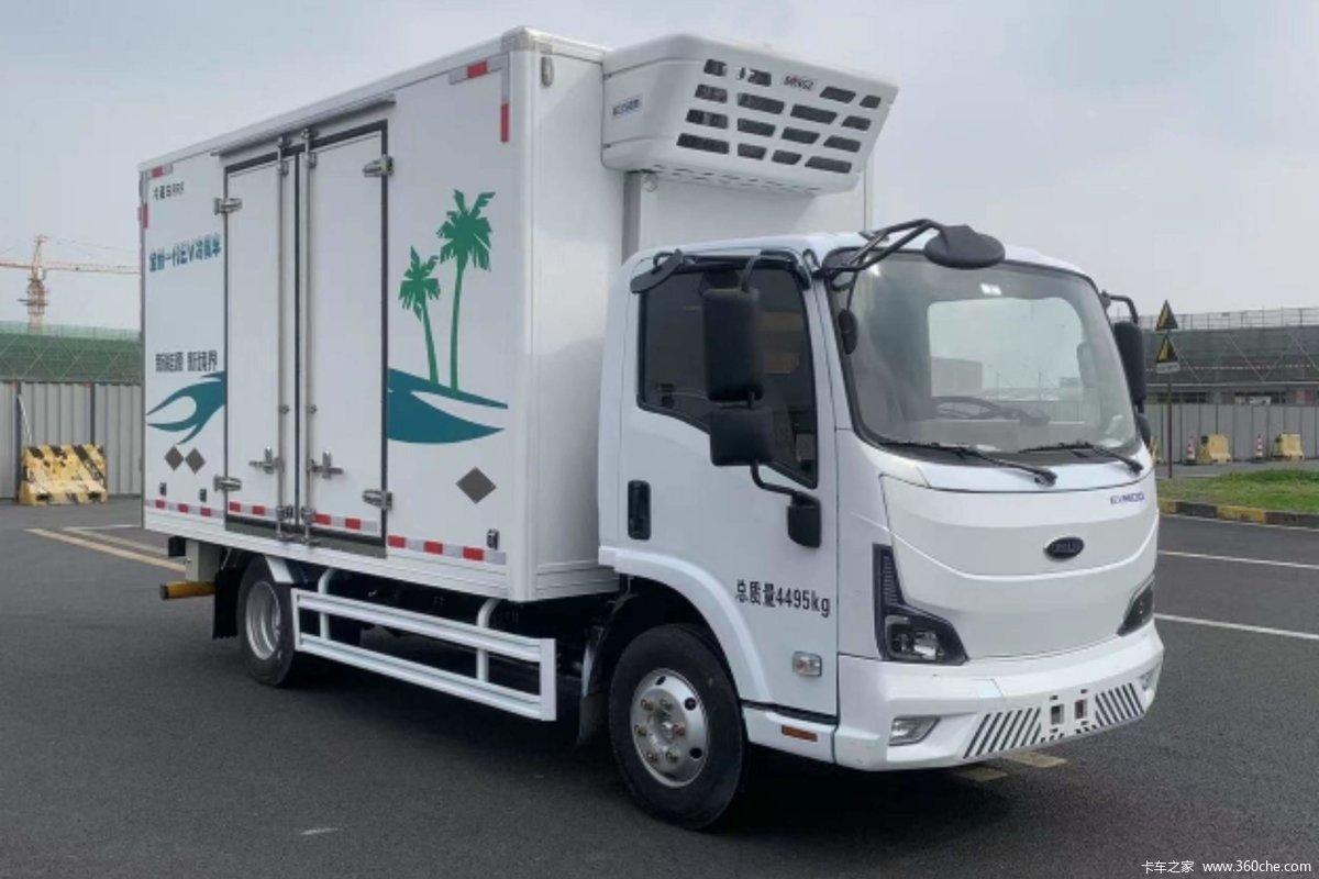 庆铃五十铃 EVM100 4.5T 4.015米单排纯电动冷藏车