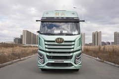 解放J6V 精英版 15.6L LNG 600马力 4X2 一汽解放12档 AMT自动档 牵引车