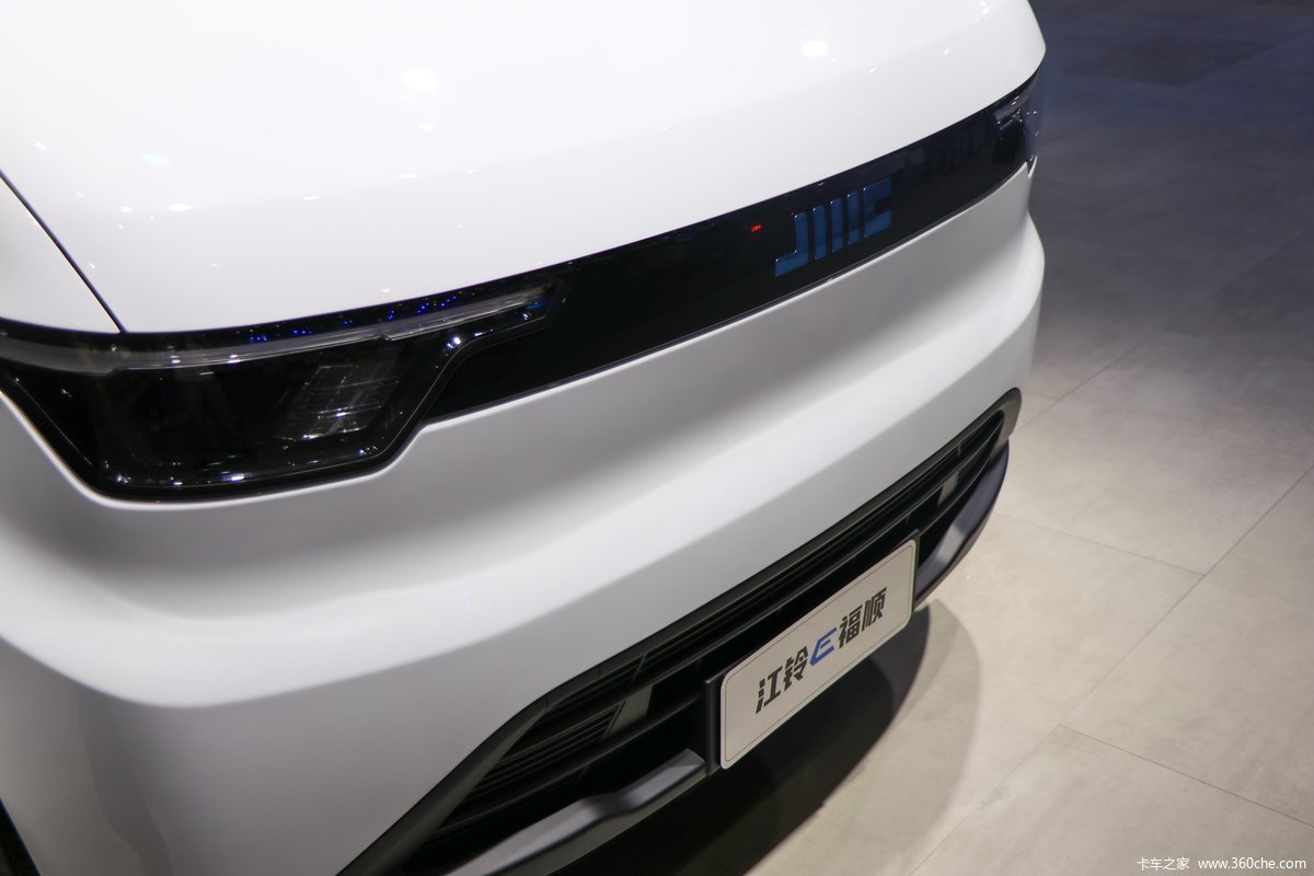 【图】江铃E福顺 2025款 明窗版 纯电动 7座 5.185米中轴中顶轻客 53.58kWh_实拍图片_2000150_卡车之家