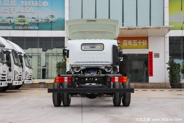 购五十铃翼放EM载货车 享高达0.1万优惠