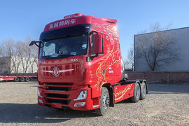 LNG 630马力 6X4 东风14档 牵引车