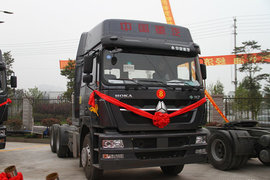 中国重汽HOKA H7牵引车